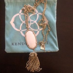 KENDRA SCOTT RAYNE NECKLACE - MOTHER OF PEARL